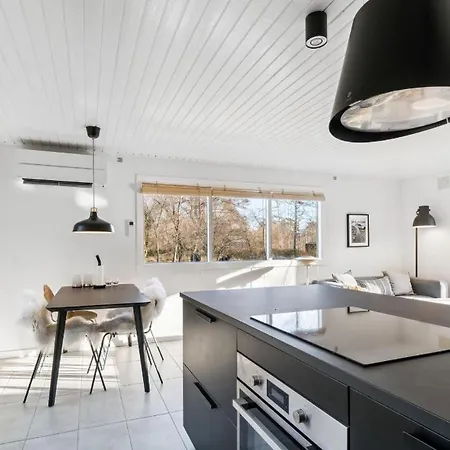 Lovely Summer House With Bornholm Atmosphere בית נופש *