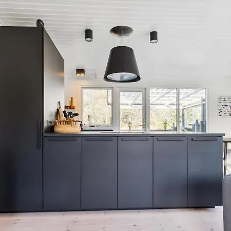 Dom wakacyjny Lovely Summer House With Bornholm Atmosphere *