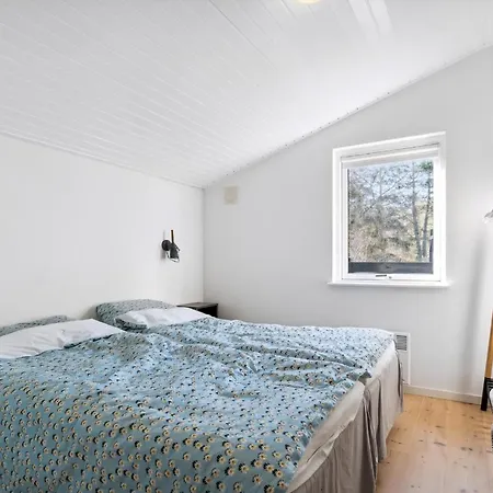 Lovely Summer House With Bornholm Atmosphere בית נופש Vester Somarken