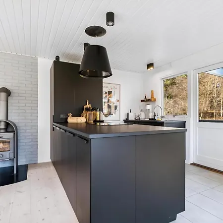 Lovely Summer House With Bornholm Atmosphere Vester Somarken