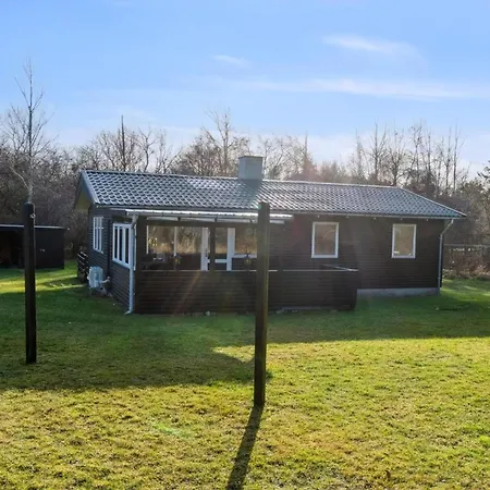 Lovely Summer House With Bornholm Atmosphere Vester Somarken
