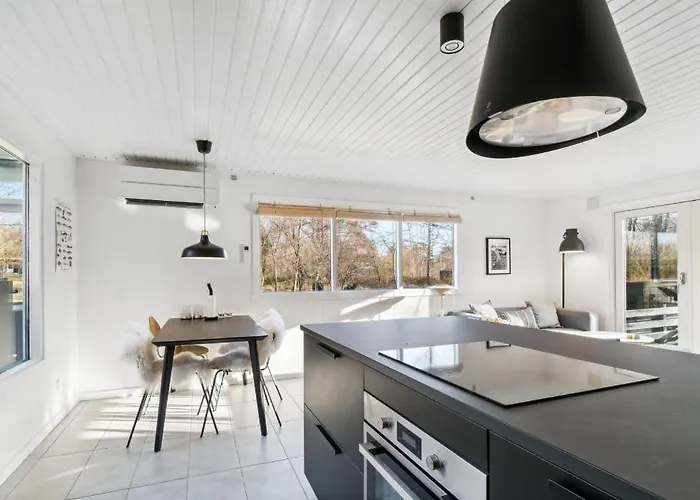 Lovely Summer House With Bornholm Atmosphere Σπίτι διακοπών *